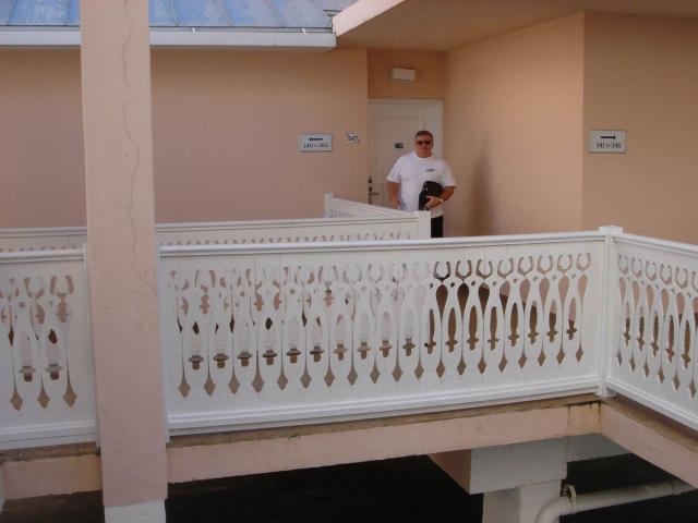 2005/01(Jan)/03(KeyWest)/640x480_2005-01-27 08-41-23.JPG